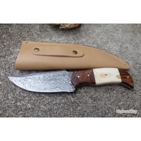 Couteau Bowie Damas Lame Trailing Point Acier 256 Couches Manche Os & Bois Etui Cuir Fab Artisanale