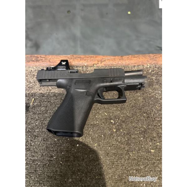 Glock 43x MOS + Red dot Vortex Defender
