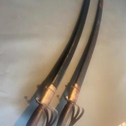 une paire de sabre décoratif originaire d'inde