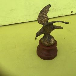 VENDU PAR LE-CUIRASSIER AIGLE PORTE MONTRE EN BRONZE SUR SOCLE BOIS
