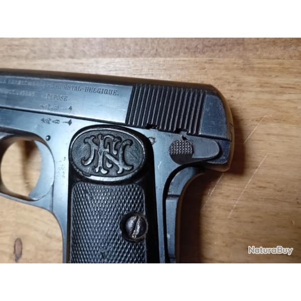 PISTOLET BROWNING 1906