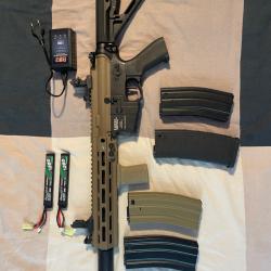 Réplique Airsoft AEG - LANCER TACTICAL BLAZER 10" M-LOK PROLINE