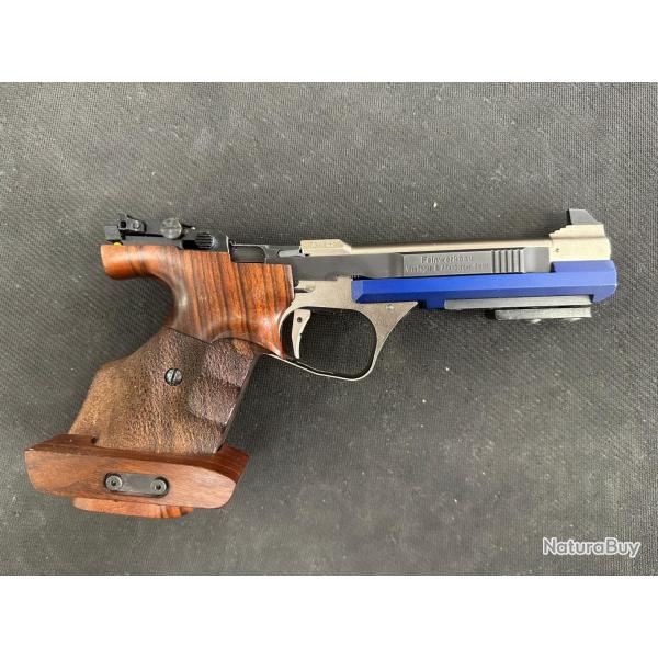 FEINWERKBAU AW93 CAL 22LR