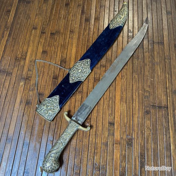 GLAIVE D'APPARAT