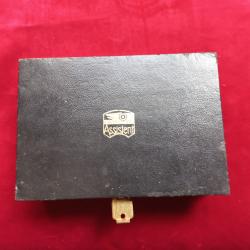 ancienne boite pour lame microscope période 1960