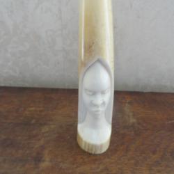 ancienne sculpture africaine en ivoire