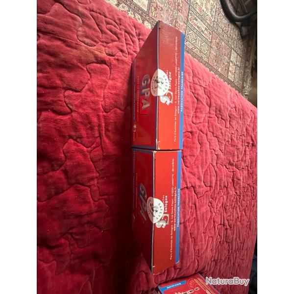 Deux botes de Gpa 238gr 15,4 g non ouvertes
