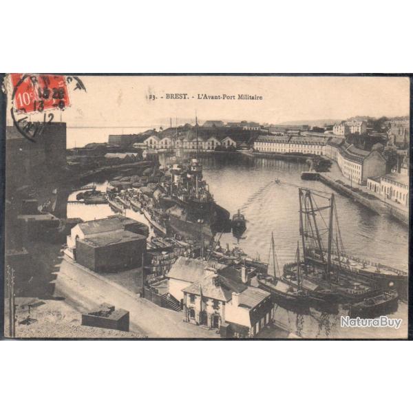 CPA -Marine Militaire - " BREST "L'Avant - Port Militaire N3780