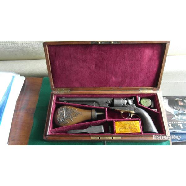 Bon Colt Army modle 1860 en coffret