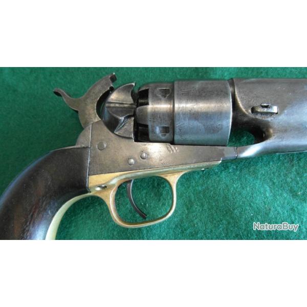 Bon Colt Army modle 1860 en coffret (suite photos)