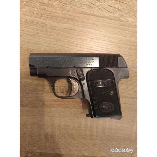 Pistolet Unique 6,35 25 auto