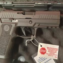 SIG P320 XCARRY LEGION CAL. 9X19  ARME DE DEMONSTRATION