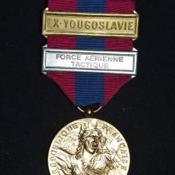 MEDAILLE DEFENSE NATIONALE-AGRAFES EX-YOUGOSLAVIE-FORCE AERIENNE TACTIQUE-AVIATION