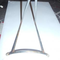 présentoir ou supports assiette ou livres , cadres , photos etc...2 tailles lot de 5