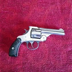 HARRINGTON RICHARDSON DA SA THIRD MODEL calibre 38SW quasi neuf