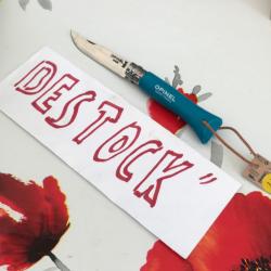 Opinel « le baroudeur » bleu numéro 6