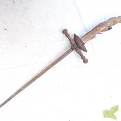 500) lot = dague couteau chasse ou vènerie , époque napoléon III ; a voir