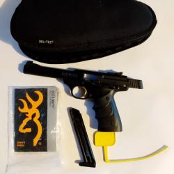 Browning Buck Mark 22 LR