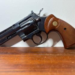 Revolver colt python cal 357 magnum
