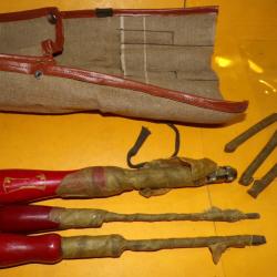 POCHETTE A OUTILS EN METAL AVEC DIFFERENTS TOURNEVIS , A CLIQUET OU SANS , DIFFERENTES TETES , NEUF