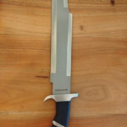 Couteau predator