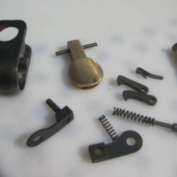 lot de pieces pour  carabine Lee Enfiled N°4   .303