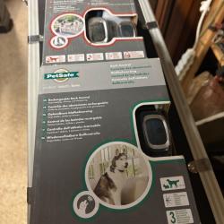 Neufs 1 collier anti aboiement et 1 collier dressage 300M Petsafe