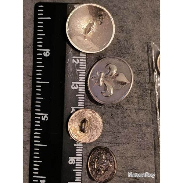 BOUTONS QUBEC EN TAIN