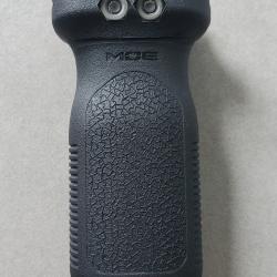 Poignée picatinny Magpul MOE RVG BLACK