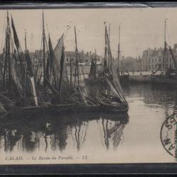 CPA - CALAIS - Le Bassin du Paradis N°3828