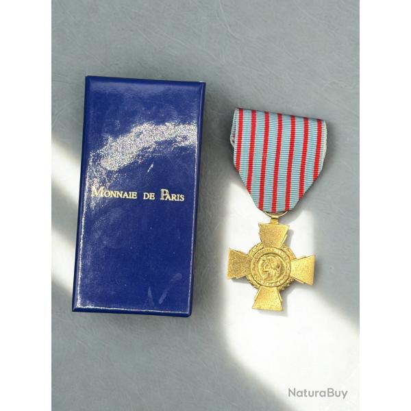 (15.010) Croix du Combattant