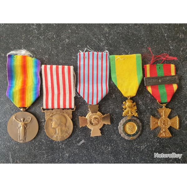 Joli lot dcorations franaises . Mdailles militaires  dcos WW1 WW2