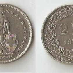 2 FRANCS SUISSE(HELVETIA)le personnage allégorique féminin suisse, vêtue d'une toge, tient une lance