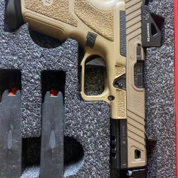 Pistolet zev oz9