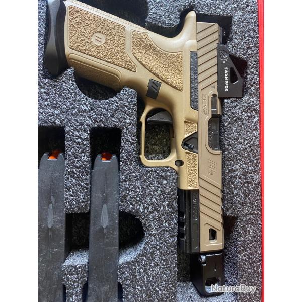 Pistolet zev oz9