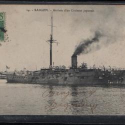 CPA - MARINE MILITAIRE - " SAIGON "  Arrivée d'un Croiseur japonais N°3829