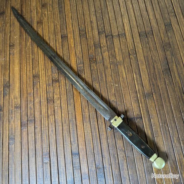 GLAIVE DU XlX me SICLE PLAQUETTES EN CORNE MONTURE BRONZE