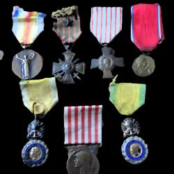 lot de décoration françaises 1914/1918