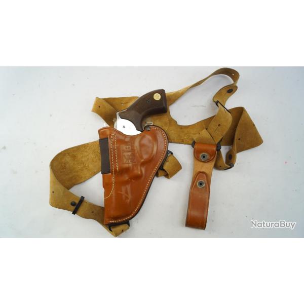 Holster d&#039;&eacute;paule pour pistolet