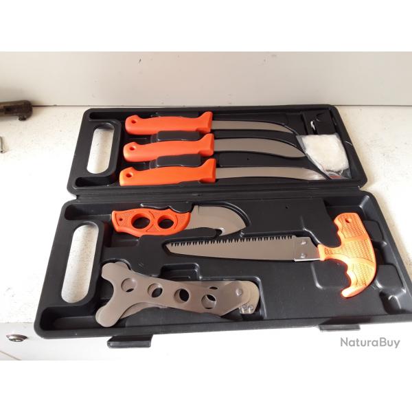 Set de 5 couteaux  + carteur Prohunt