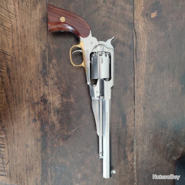 Vends absolument neuf revolver Remington New Army 1858 8" poudre noire et accessoires