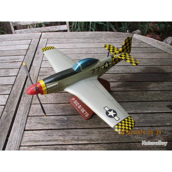 avion en bois usa p 51  modele vintage 1980