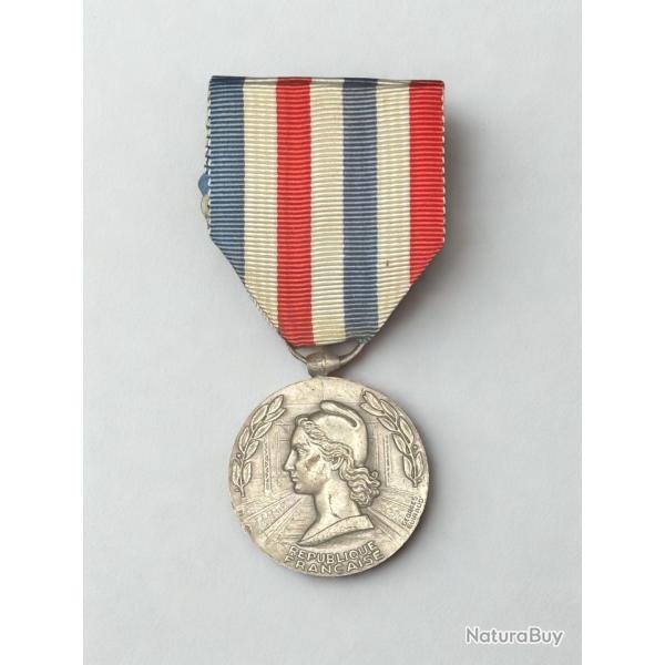 (37.004) Mdaille d'honneur des chemins de fer - Echelon Argent