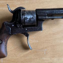 Revolver 7mm à broche 1 sans prix de réserve !