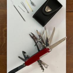 COUTEAU SUISSE SWISSCHAMP avec étui cuir