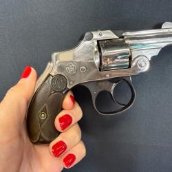 SUPERBE SMITH & WESSON SNUBNOSE calibre 32sw short