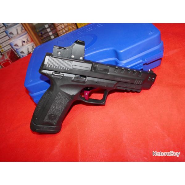 Pistolet LUGER MC9 T Tactical avec point rouge de srie en 9x19mm avec mallette et second chargeur