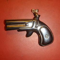 Pendentif derringer