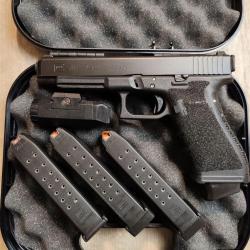 Pistolet semi-automatique GLOCK 34 - Calibre 9x19 - Mallette, 4 chargeurs, lampe (Occasion)