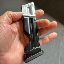Chargeur T4E Glock 17 gen 5 Nouveau ressort de puissance de 7 joules monté.